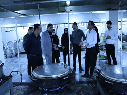 مدیربیمارستان از آشپزخانه بیمارستان بازدید کرد